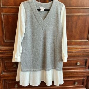 DKNY Heather Gray V-Neck Top